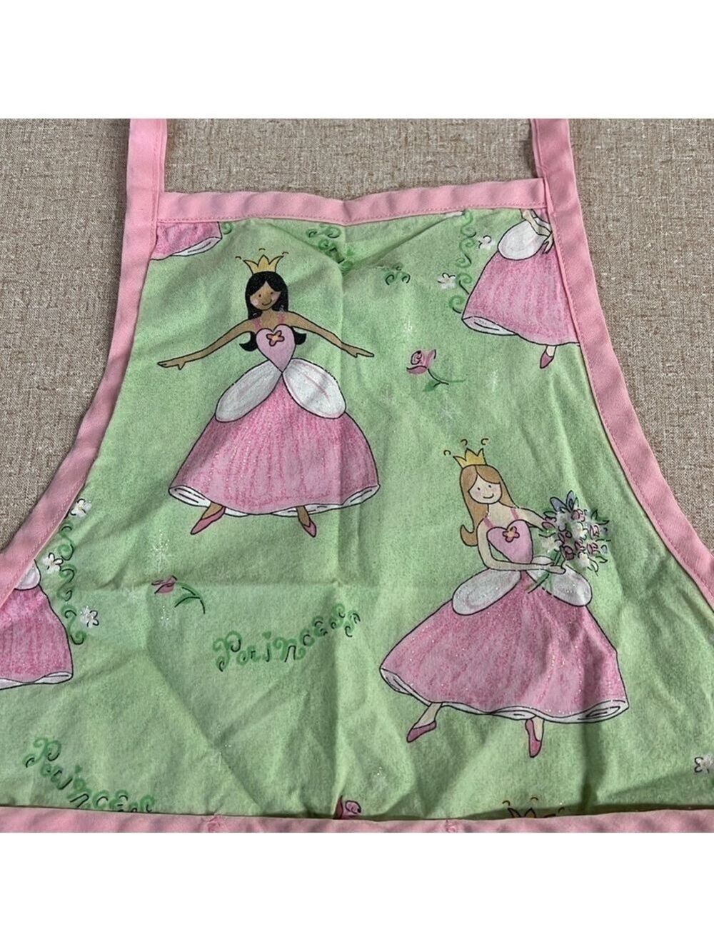 Princess Apron Girls Small - Picture 2 of 5